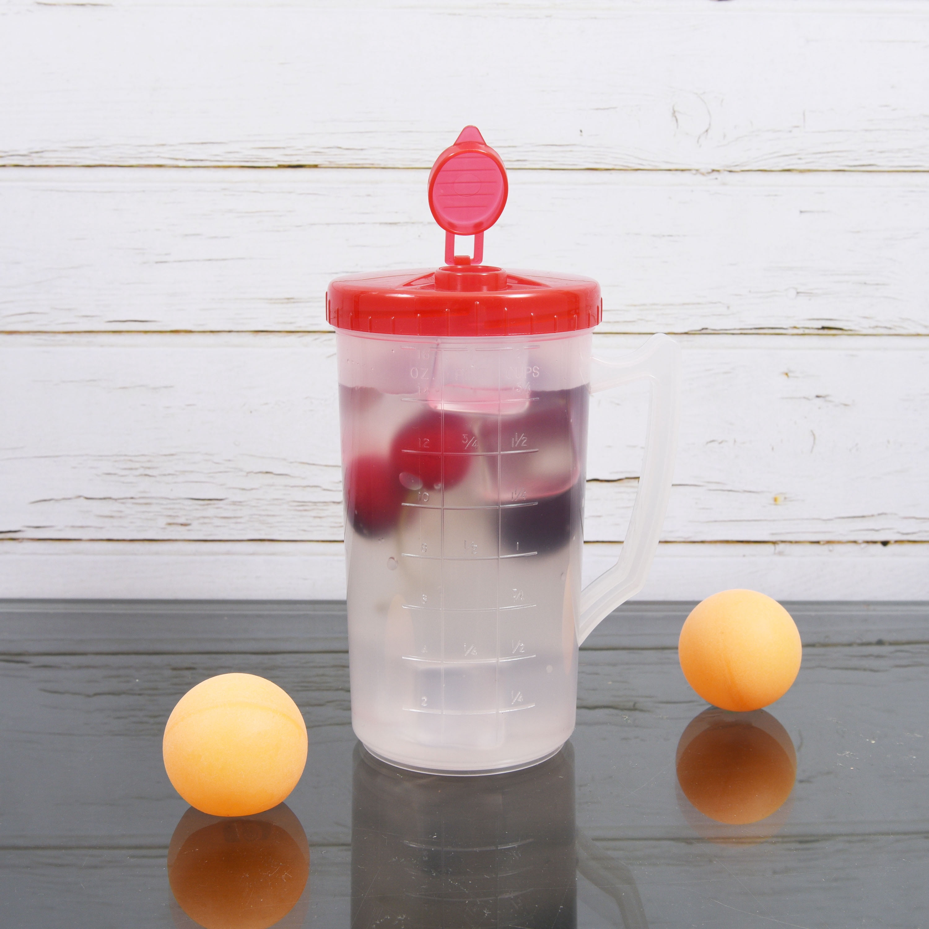 Mainstays 1 Pint Red Mix & Serve Container