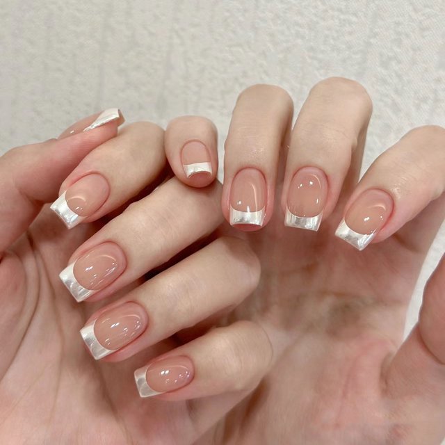 Fiudx Parches para Uñas, Envolturas con Estampados Exquisitos, Textura Superior de Larga Duración, Fácil de Usar, Ajuste Cómodo, Calidad de Salón de Manicura Diaria, Perfectos para Cualquier Ocasión.
