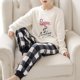 thumbnail image 2 of Conjunto de Pijama de franela para Mujer, ropa de dormir cálida de dibujos animados, estilo coreano, a la moda, para el hogar, Otoño e Invierno, 2 of 5