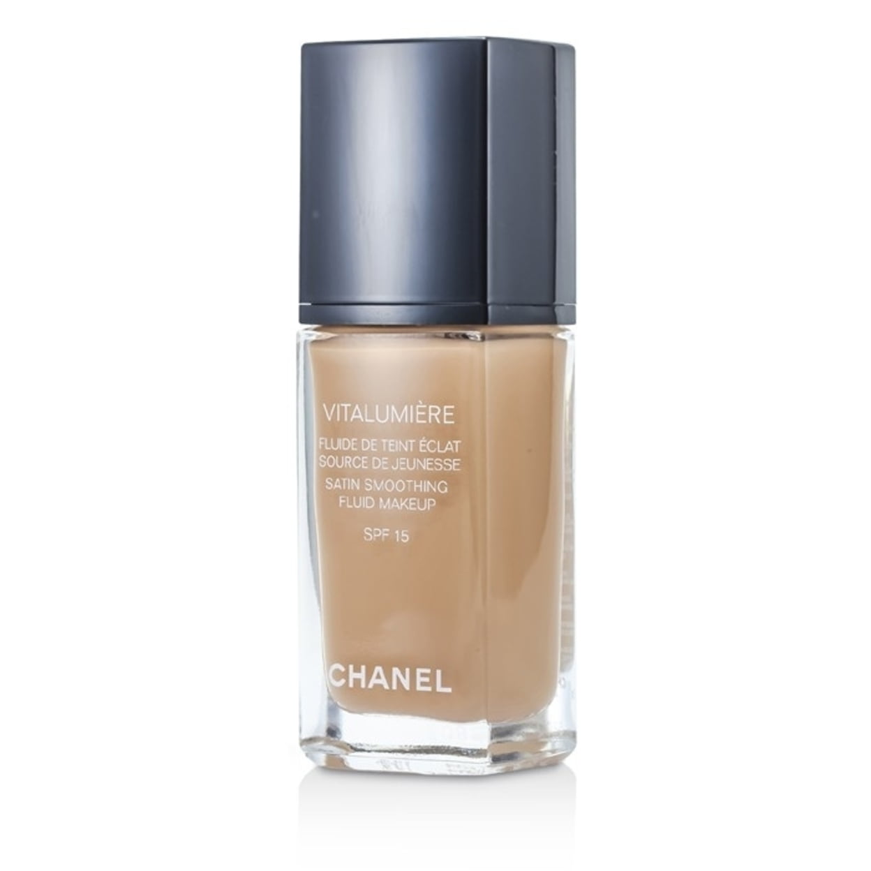 Vitalumiere Satin Smoothing Fluid Makeup SPF 15 - 40 Beige by Chanel for  Women - 1 oz Foundation 