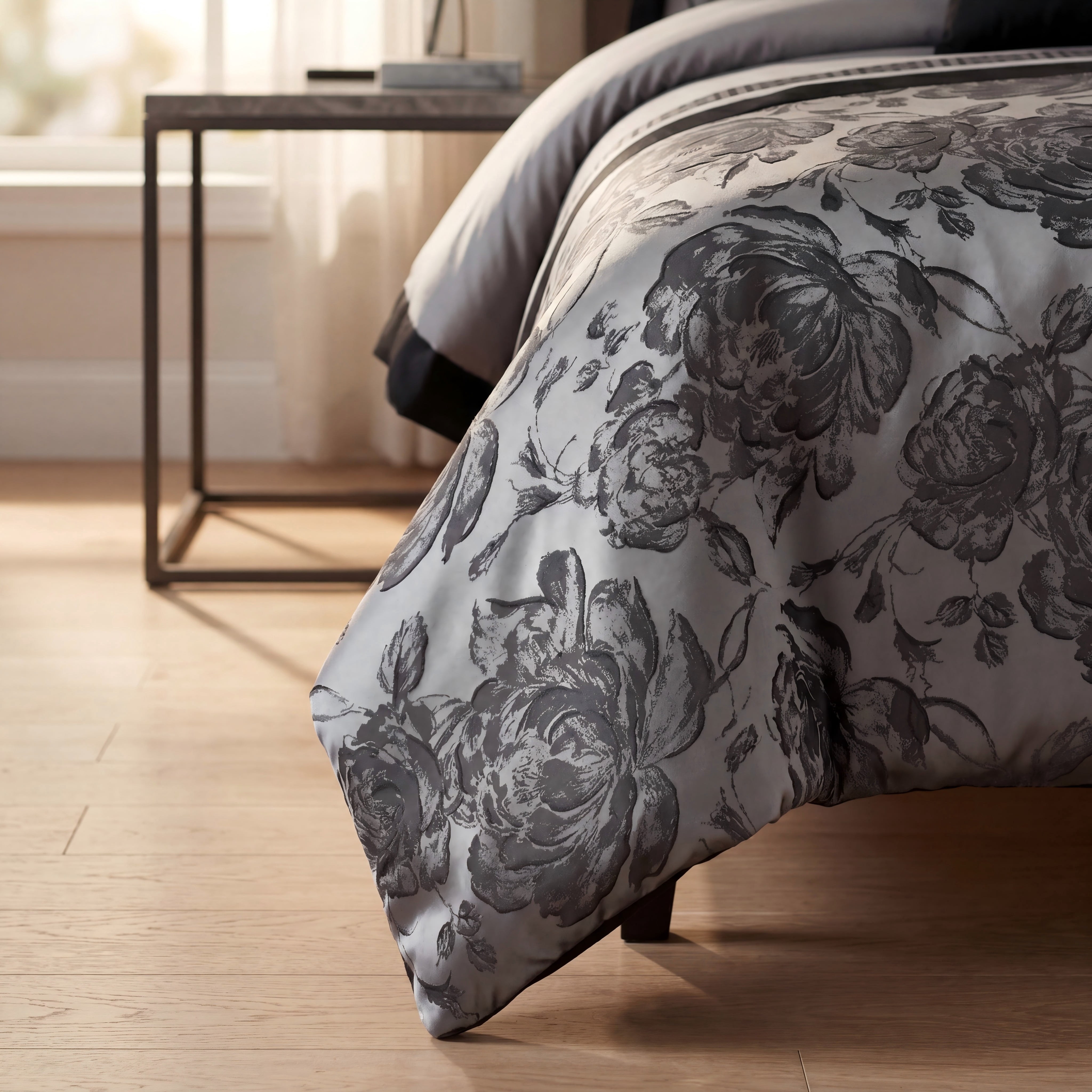 8pc Gray Queen Jacquard Floral Patchwork Bedding Set