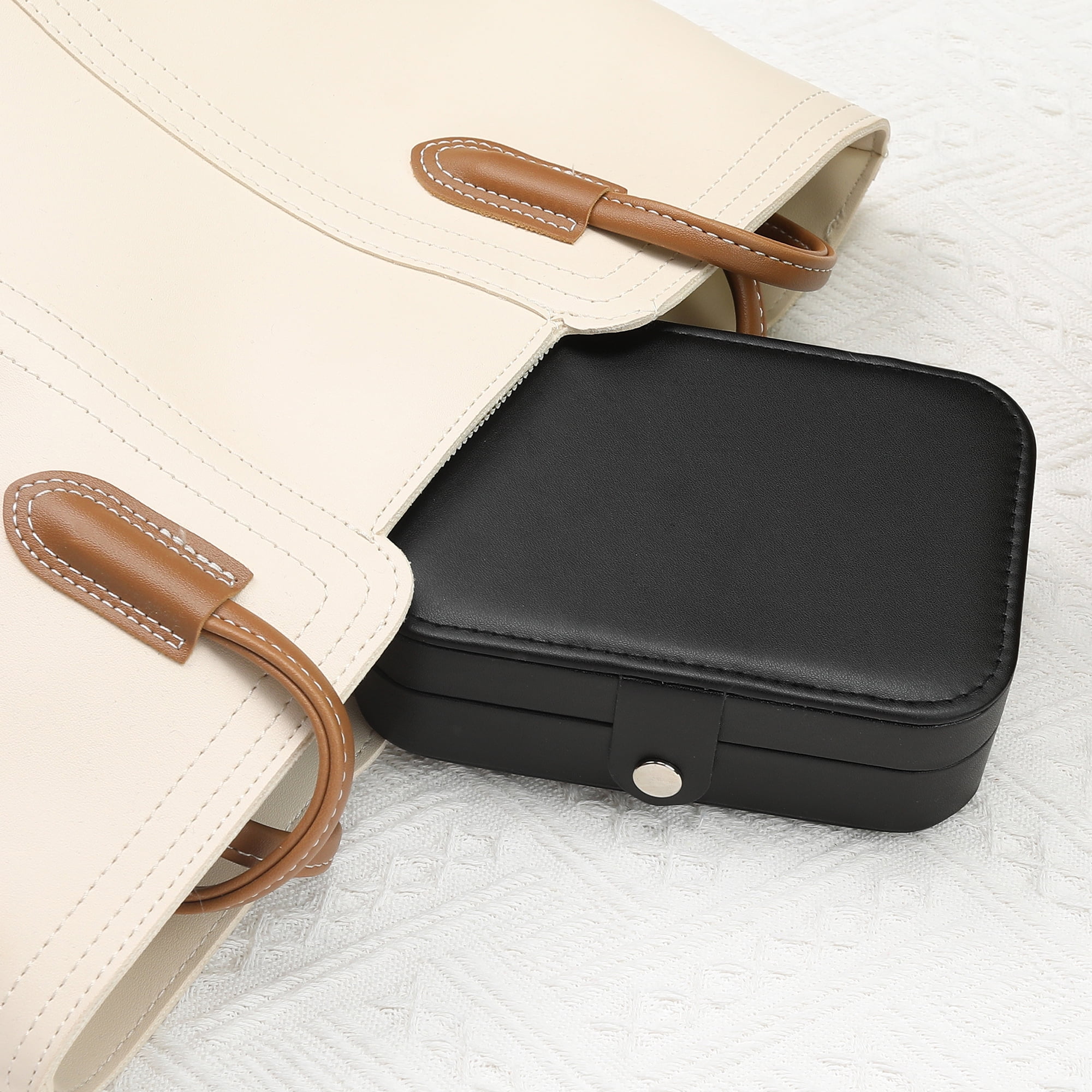 Travel Jewelry Box for Women Gifts Portable PU Leather Organizer for Earring Necklace Black