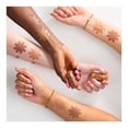 thumbnail image 3 of Bronceador Essence Baby Got Bronze brillante en barra Color 20 Holiday Glow 5.5 G, 3 of 5