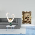 thumbnail image 2 of Escultura minimalista de corazón y marco de fotos vintage ornamentado. Figura decorativa moderna de resina para sala de estar, estante, mesa, pasillo,, 2 of 8