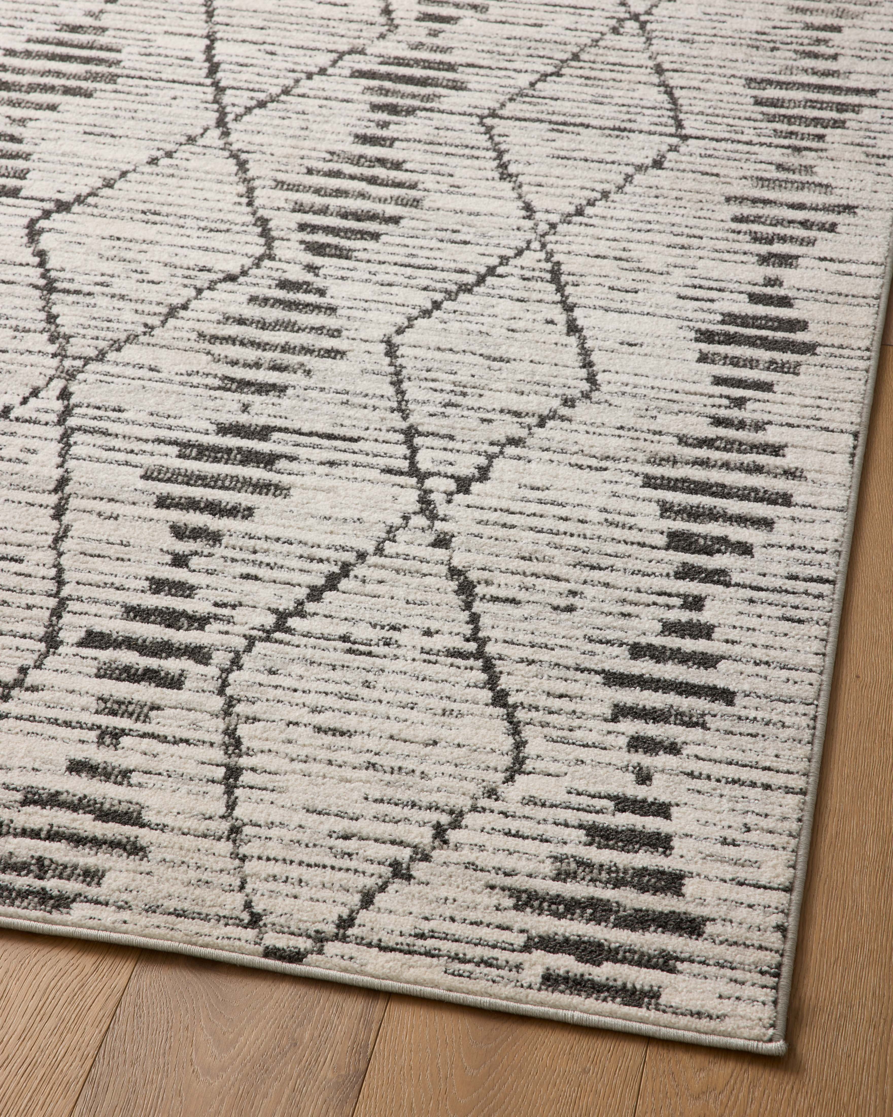 Loloi Kamala Charcoal / Dove 5'-3" x 7'-9" Area Rug