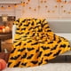 thumbnail image 4 of Manta de Franela de Halloween de 76 X 100 Cm, Suave Poliéster | Diseño de Murciélago, Calabaza y Fantasma con Estampado Digital | Manta Ligera y Cálida para El Regazo de Niños, Sofá, Viajes, Camping, 4 of 6