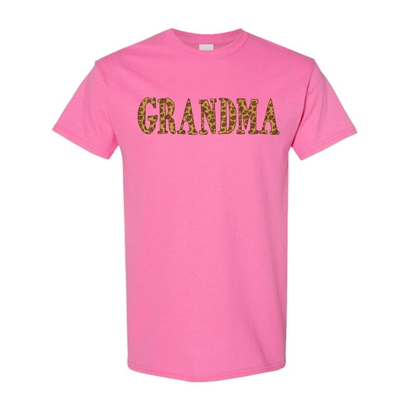 Inktastic Grandma in Leopard Print T-Shirt