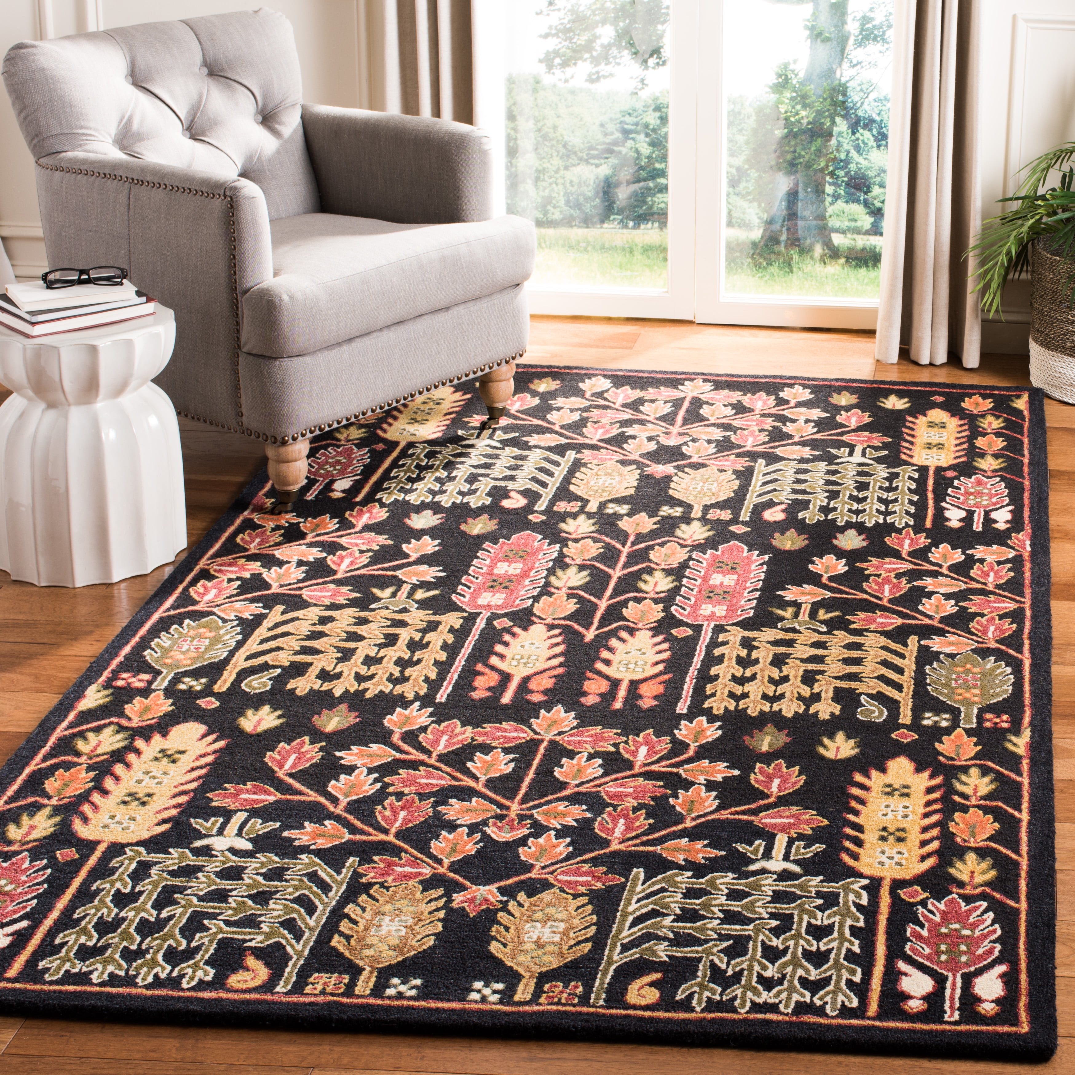 SAFAVIEH Aspen Wilhelmina Floral Wool Area Rug, Black/Red, 6' x 9'