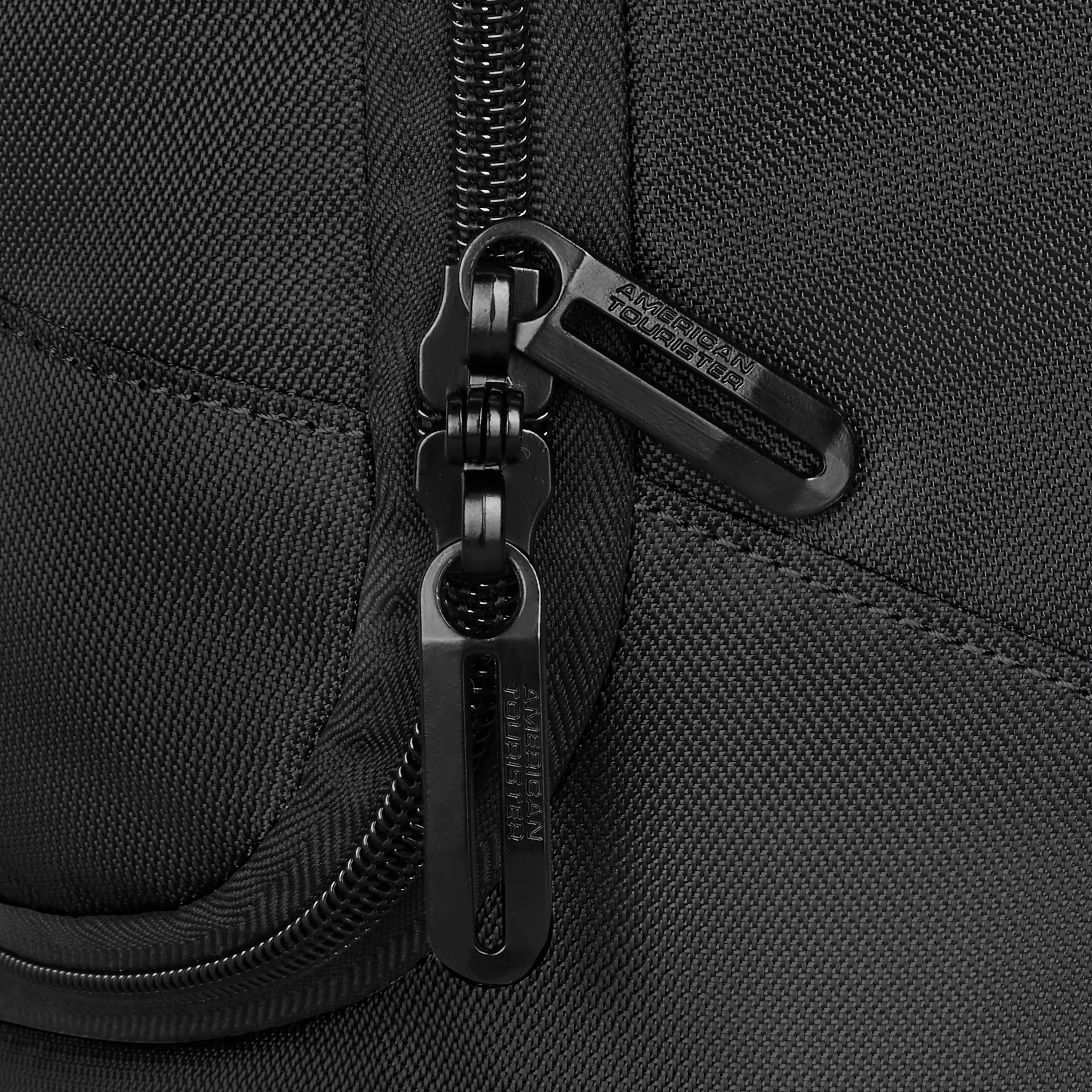 American Tourister Black 28-inch Wheeled Duffel Bag with Drop Bottom Compartment