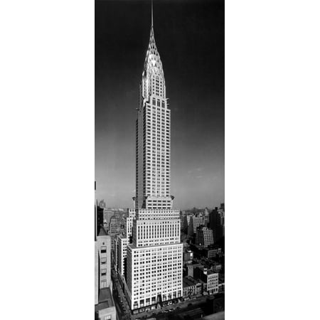 1930s-1940s Tall Narrow Vertical View Of Art Deco Style Chrysler Building Lexington Ave 42Nd Street Manhattan New