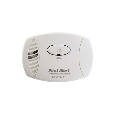 First Alert CO605 Carbon Monoxide Plug-In Alarm with Battery