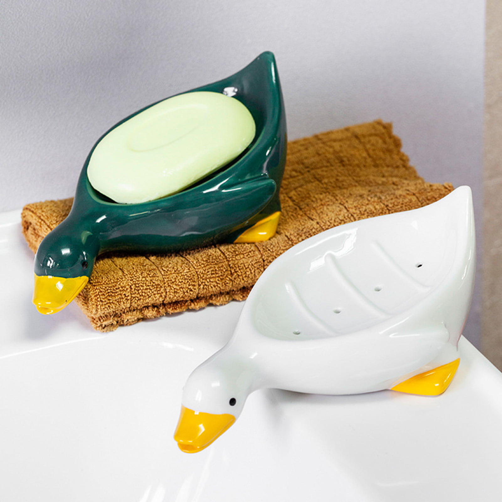 Duck Soap Dish - Ceramic - Keep Soap Dry - ApolloBox