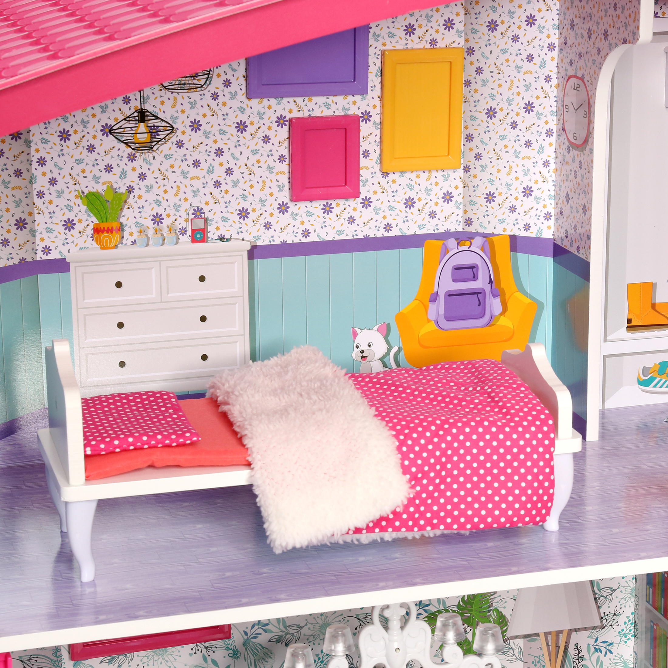Jupiter Workshops Hollywood Hills Fashion Dolls House