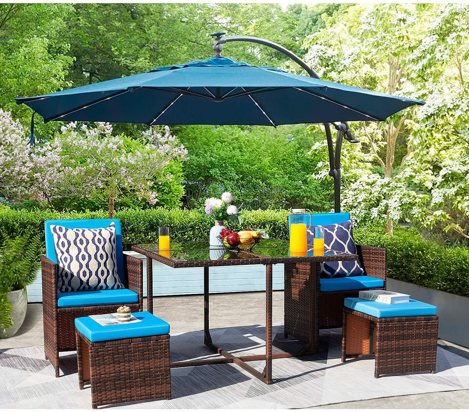 matching patio umbrella and chair cushions