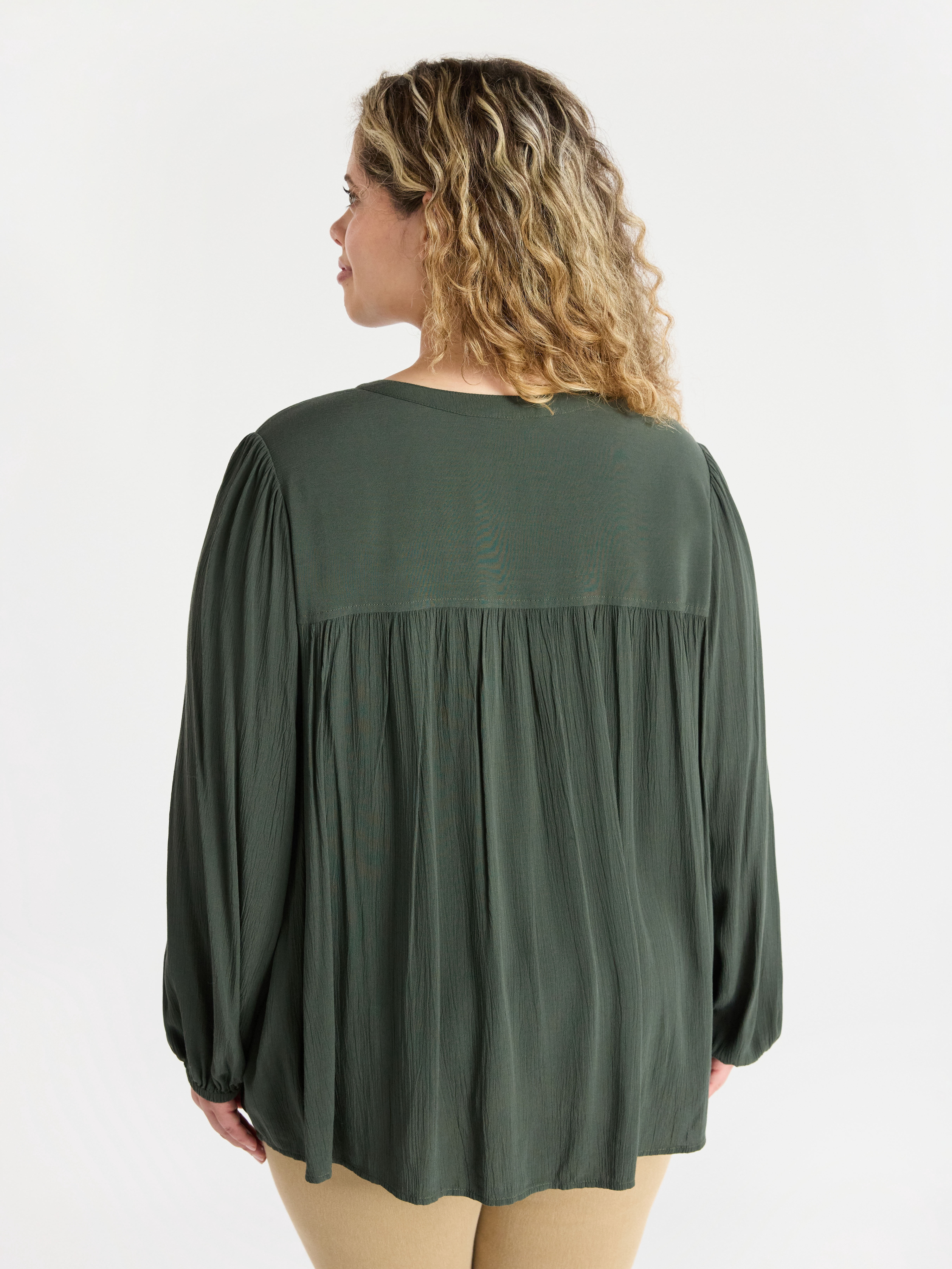 Terra & Sky Women’s Plus Peasant Blouse with Long Sleeves, Sizes 0X-5X