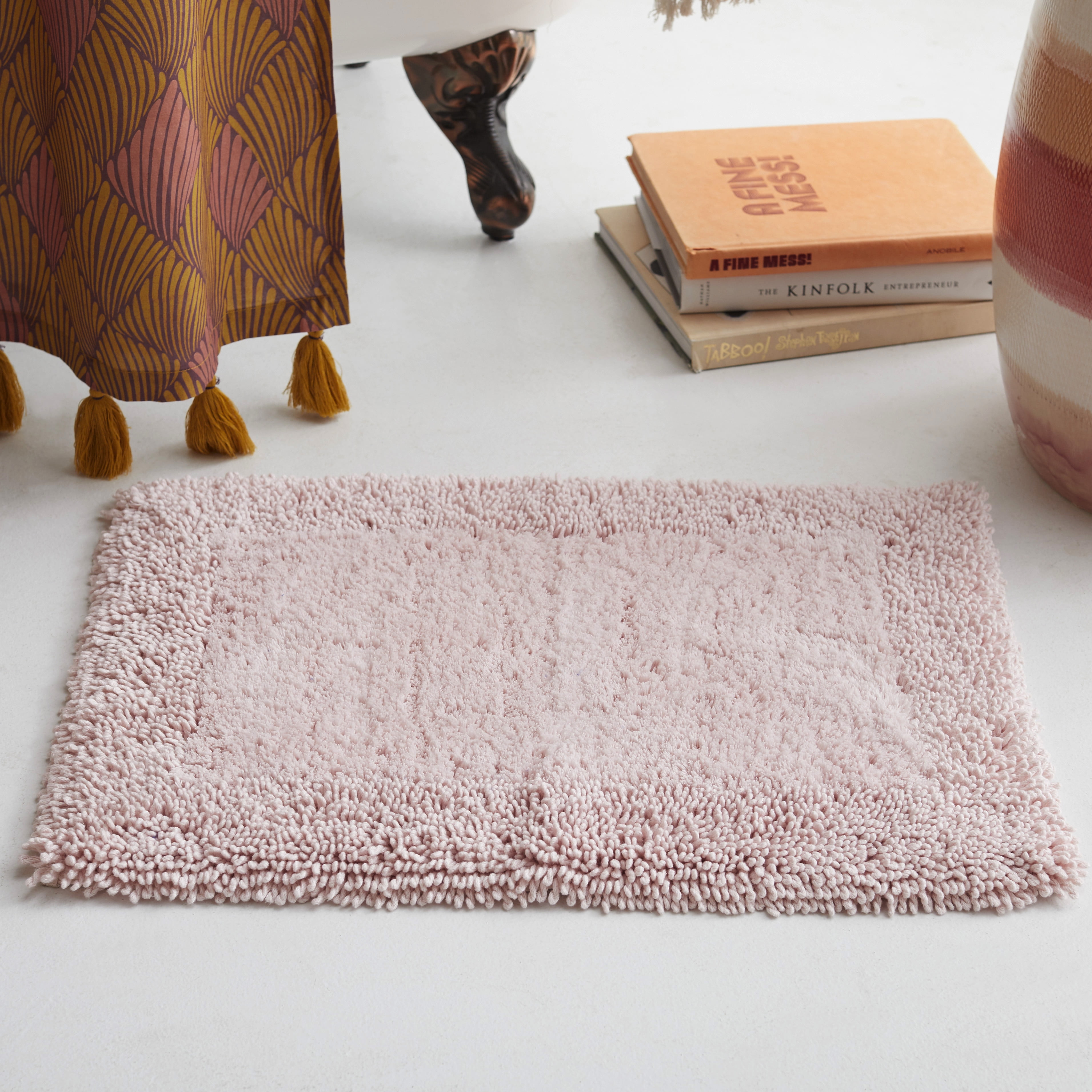 Ultra Plush Bath Rug by Drew Barrymore Flower Home