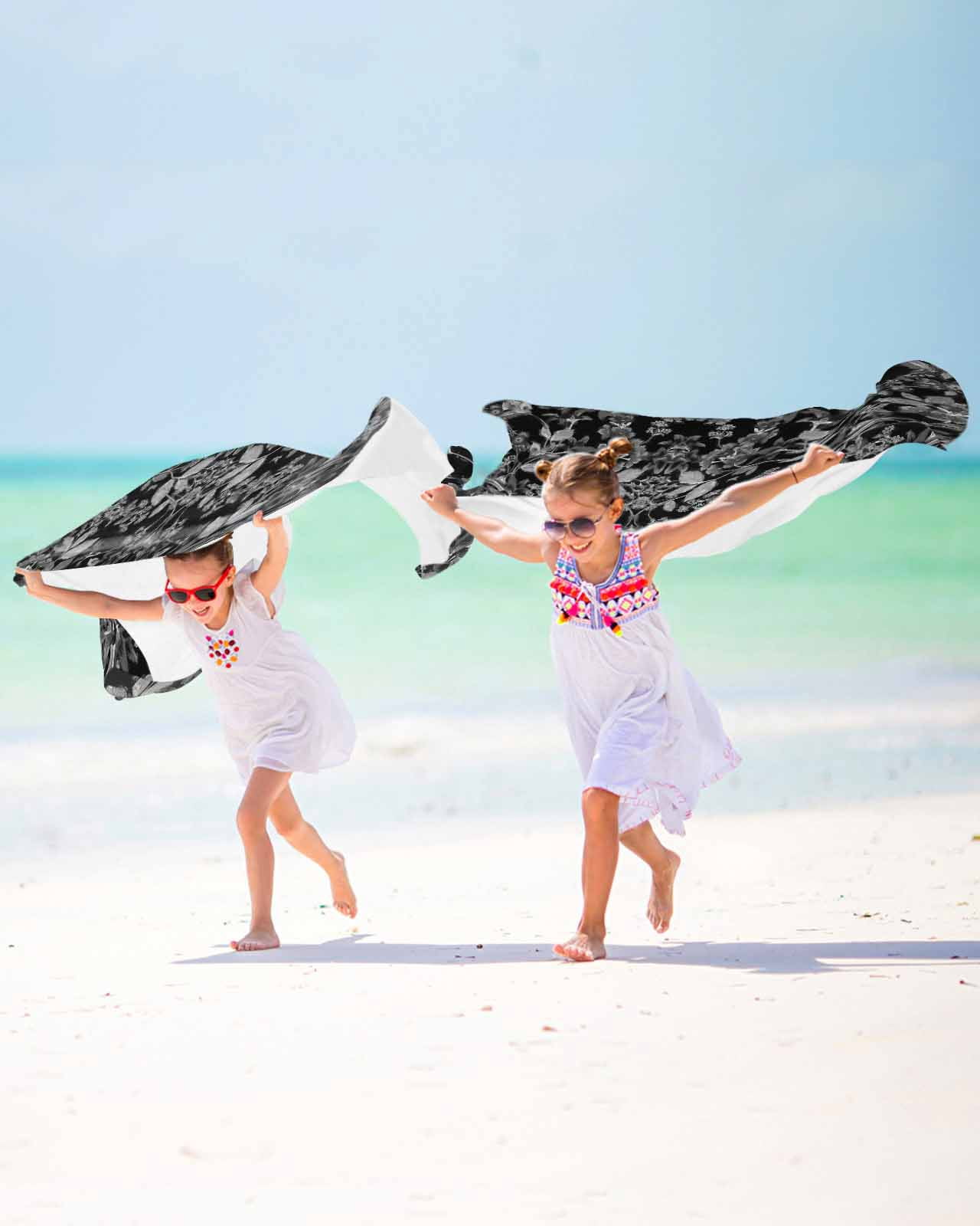 Black and White Floral Beach Towels Oversized Super Absorbent, Modern Oil Painting Abstract Art Lightweight Bath Towel Quick Dry Sets For Bathroom/Pool/Rv Camping/Beach Play/Gym Room/Picnic 35"x70"