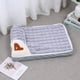 thumbnail image 5 of Methold Cama cálida de invierno para mascotas, para perros y gatos, colchoneta suave de felpa para perros grandes, suministros para mascotas, Suministros para perros verde Tamaño: 50*35CM, 5 of 6