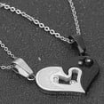 thumbnail image 4 of Collar con colgante de amistad de acero inoxidable con forma de corazón o gato para niñas., 4 of 5