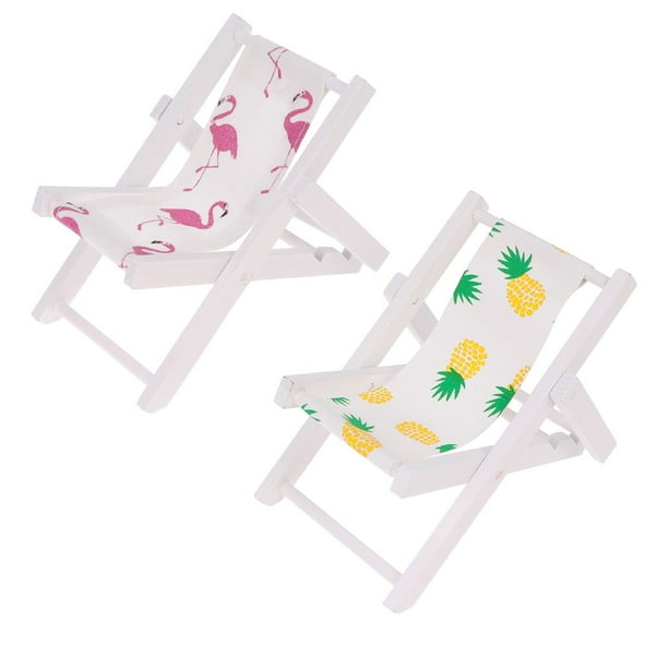 2 mini sillas de playa de madera estilo mediterráneo con diseño de piña y flamenco, soporte para teléfono móvil, mini adorno para tumbona.