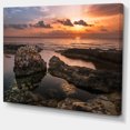 thumbnail image 2 of Rough Coast avec Ruines Anciennes, 2 of 3