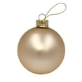 thumbnail image 2 of Adorno Navideño Bola Dorada Brillante Oficial de Mariah Carey, 2 of 2