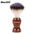 thumbnail image 1 of Cepillo de afeitar BlueZOO con mango de madera y cerdas de nailon, ideal para cuidado masculino y uso diario, compacto y fácil de transportar., 1 of 6