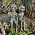 thumbnail image 3 of Muyoka Espacio exterior Alien Garden Estatua Estatuilla Escultura Estante Sitters Patio de c茅sped Decoraci贸n para el hogar Adornos Decoraci贸n, 3 of 6