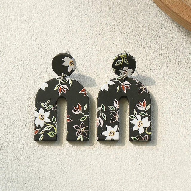Cow girls earrings cute exaggerated auricular needle door leopard acrylic earrings----Black flower--Product code 77632 Black flower