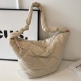 thumbnail image 4 of Bolso de bola de masa acolchado informal para mujer con correa de nudo Bolso de ocio suave para mujer (Beige), 4 of 9