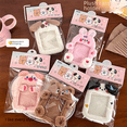 thumbnail image 4 of Lindo tarjetero de peluche con forma de niña persiguiendo estrellas, conjunto de almacenamiento de fotos con forma de frijol de amor, bolsa decorativa para tarjetas de campus de estudiantes, 4 of 5