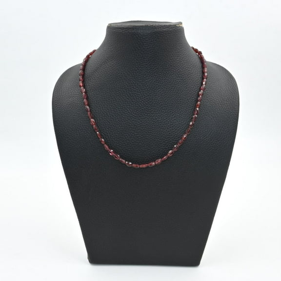 THE GEMS GRID Natural Garnet Oval Beaded Necklace – Faceted Red Garnet Gemstone Jewelry, 925 Sterling Silver, Healing Crystal Gift for Women, Beads Size 4x5-5x7 mm (16"-36")