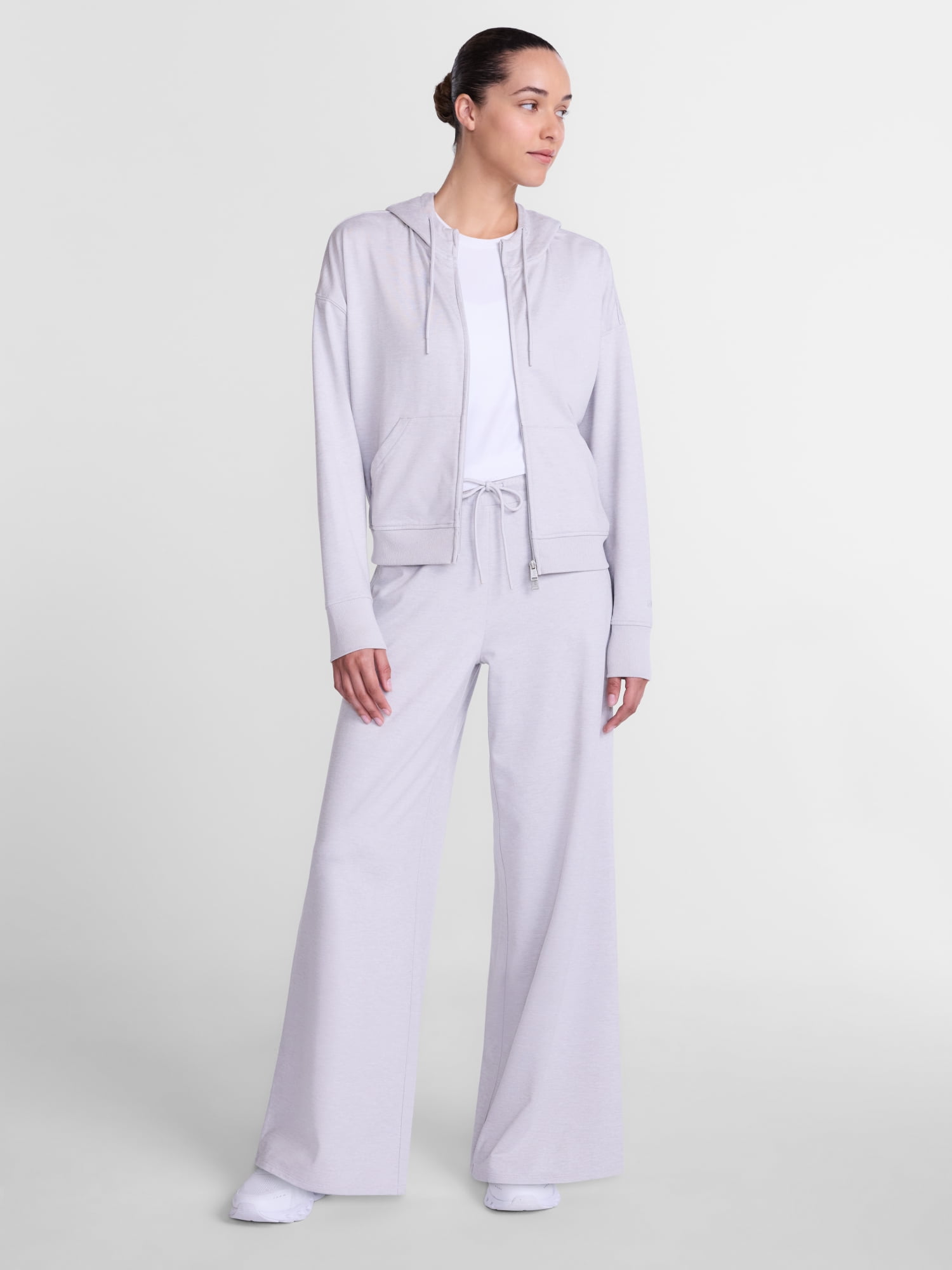 Athletic Works Women’s and Women’s Plus ButterCore Wide Leg Pants, 30” Inseam, Sizes XS-4X