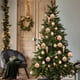 thumbnail image 4 of Juego de 24 bolas navideñas flocadas | Varios estilos y colores | Adornos de árbol de gamuza de 7 cm para el hogar y fiestas, 4 of 5
