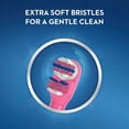 thumbnail image 3 of Cepillo de Dientes Oral-B Spiderman a Pilas Cerdas Suaves para Niños 3+, 3 of 6