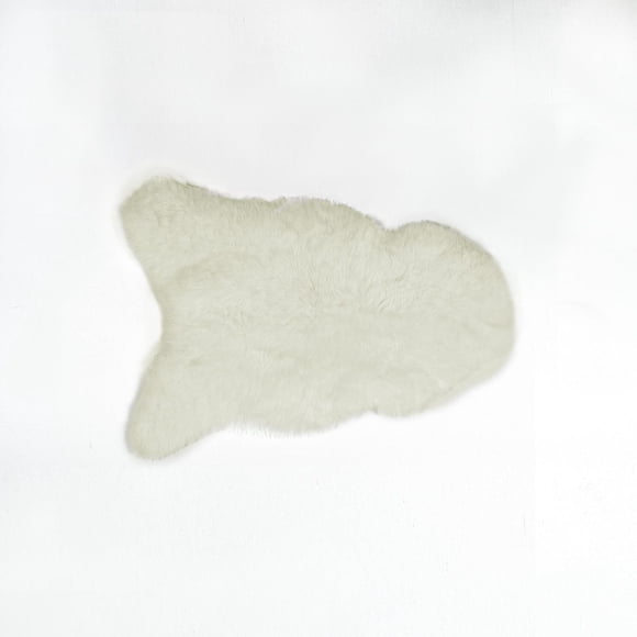 ICELANDIC SHEEPSKIN SHORT-HAIRED RUG 2' X 3'