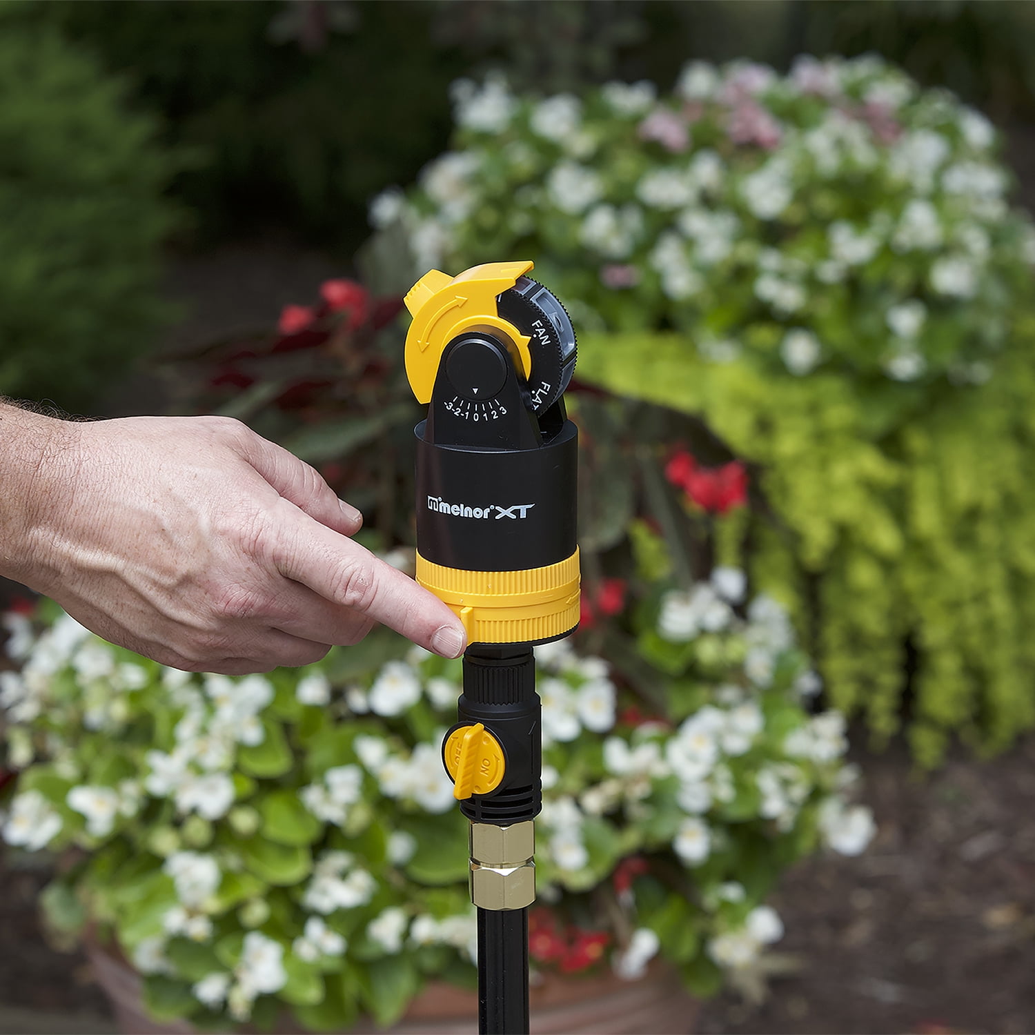 Melnor 6 Pattern Turbo Rotary Sprinkler with Flow Control on Tripod