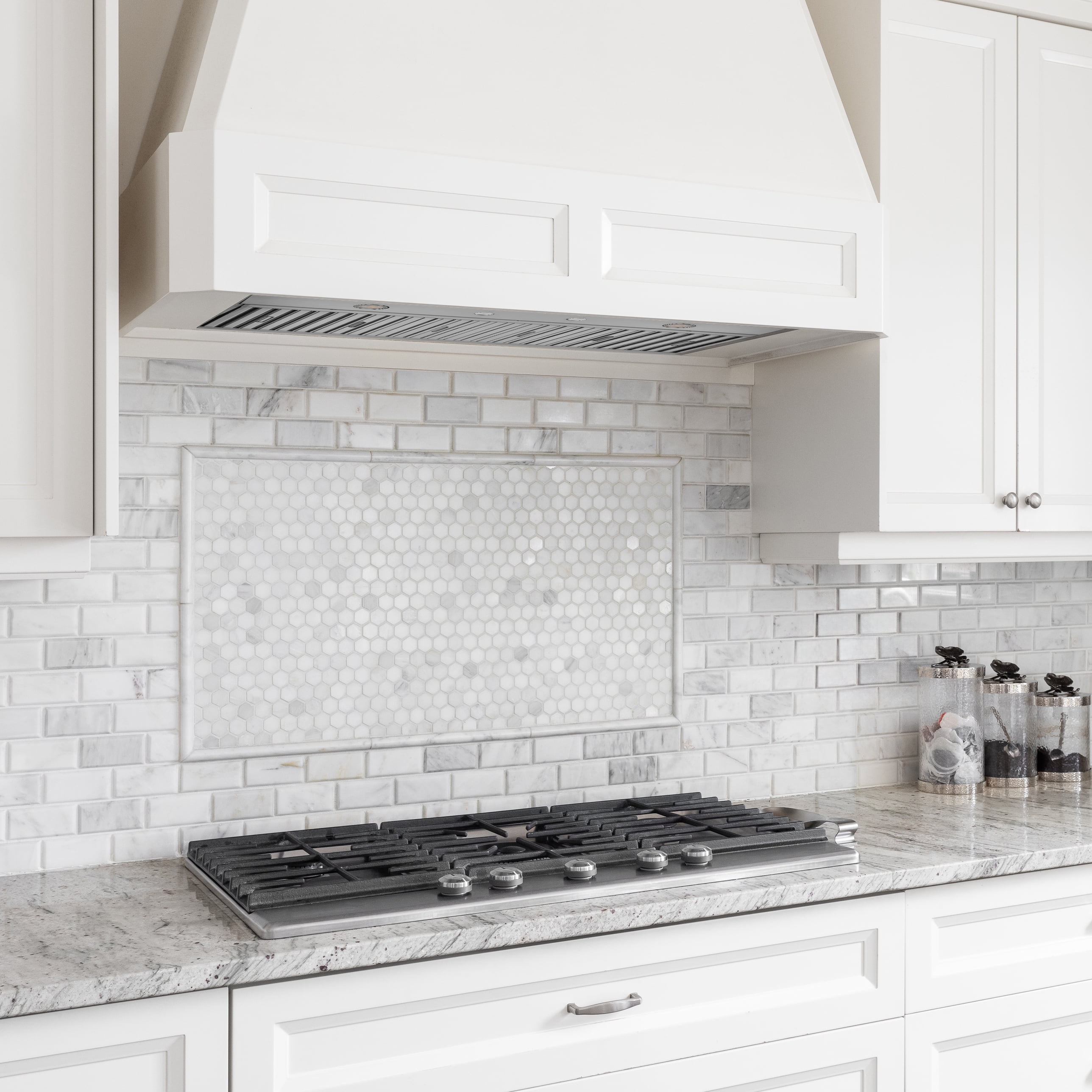 Hauslane Range Hood Insert 36 inch,Stainless Steel Built-In Range Hood with 3-SPEED Dual Control Knobs,Dishwasher-safe baffle filters,GU10 LED bulbs,6" Round Duct for Vented or Ductless