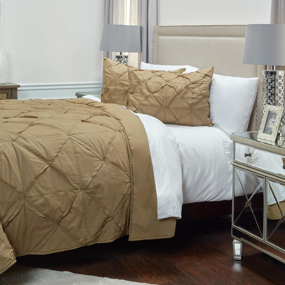 Eider & Ivory Ashwell Quilt