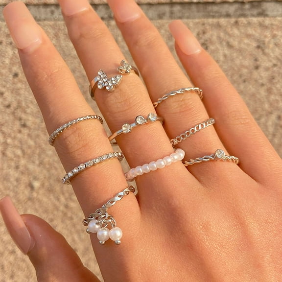 Eoperou 9Pcs/Set Elegant Women Rings Set Rhinestones Butterflies Faux Pearl Decor Finger Rings Jewelry Gift