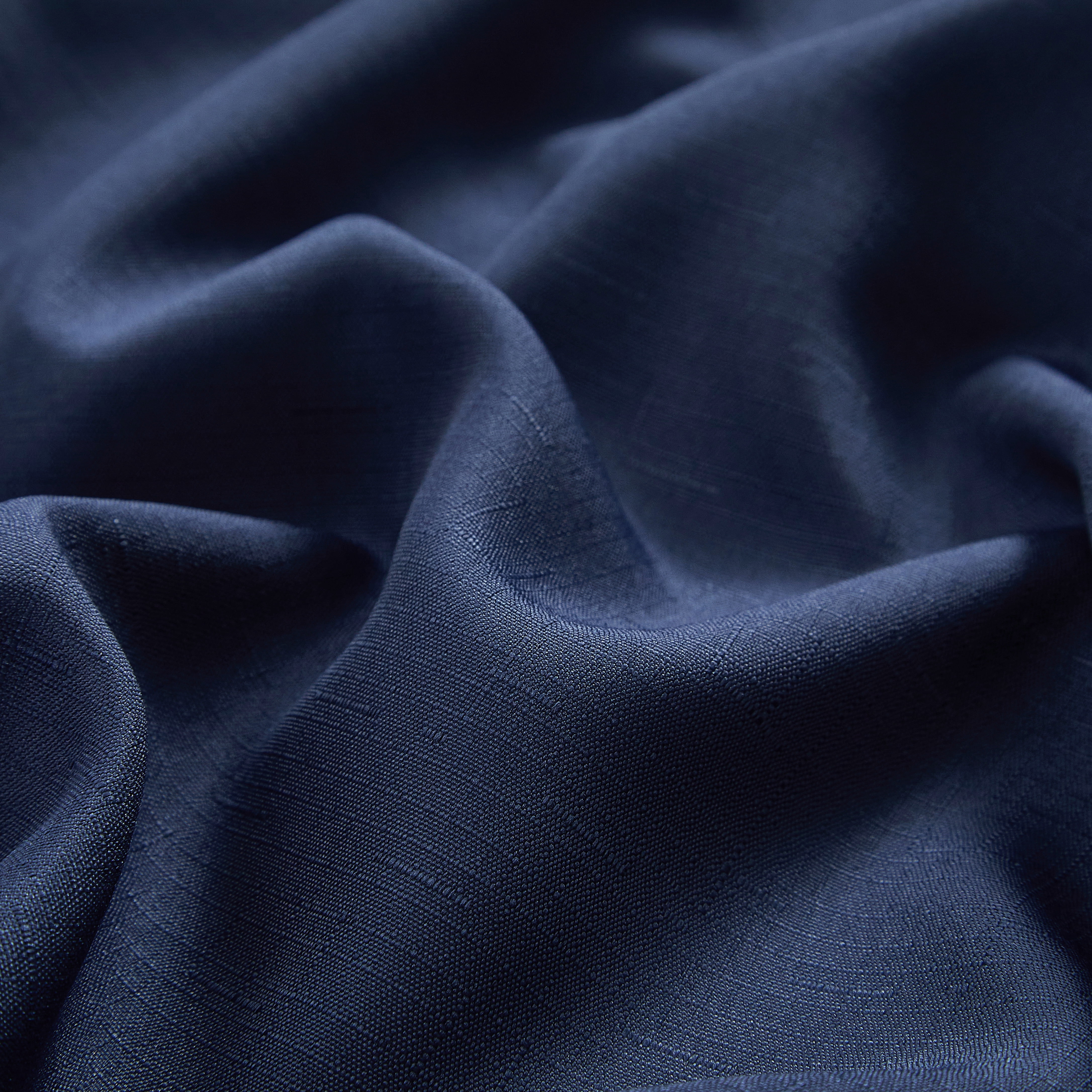 Mainstays Scalloped 14-Piece Blue Fabric Shower Curtain Set with Rollerball Hooks, 72 in x 72 in
