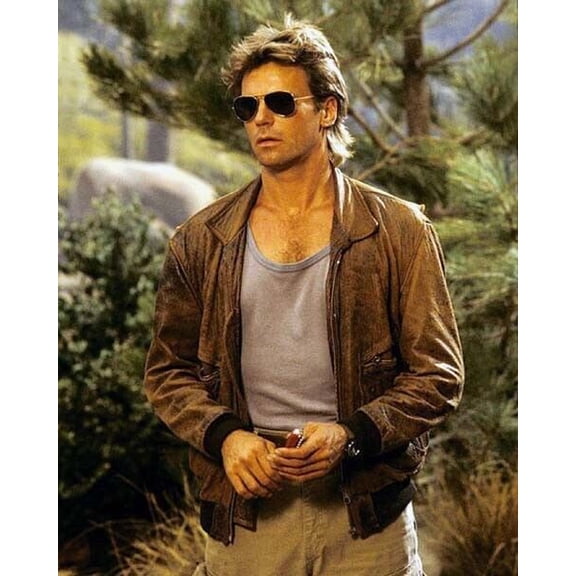 Richard Dean Anderson cool in leather jacket & sunglasses MacGyver 4x6 photo