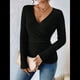 thumbnail image 4 of Camisa de Larga para Mujer, Cuello en V, Punto Acanalado, Suéter Ajustado con Botones, Blusa Informal de Trabajo para Otoño Negro M, 4 of 9