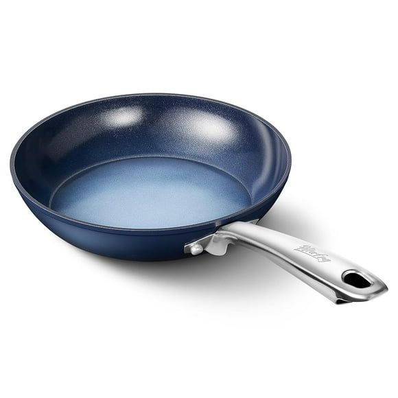 HLAFRG 8 Inch Nonstick Frying Pan, Ceramic Skillet, Omelet Pan, Even Heating and Less Oil, 8 Inch Small Pan with Heat-Resistant Handle, Gradient Blue Pan, Suitable for All Stoves