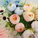 thumbnail image 4 of Combinación de capullos de rosas y hortensias artificiales, ramo de flores con asa pequeña, flores falsas para decoración del hogar, 4 of 5