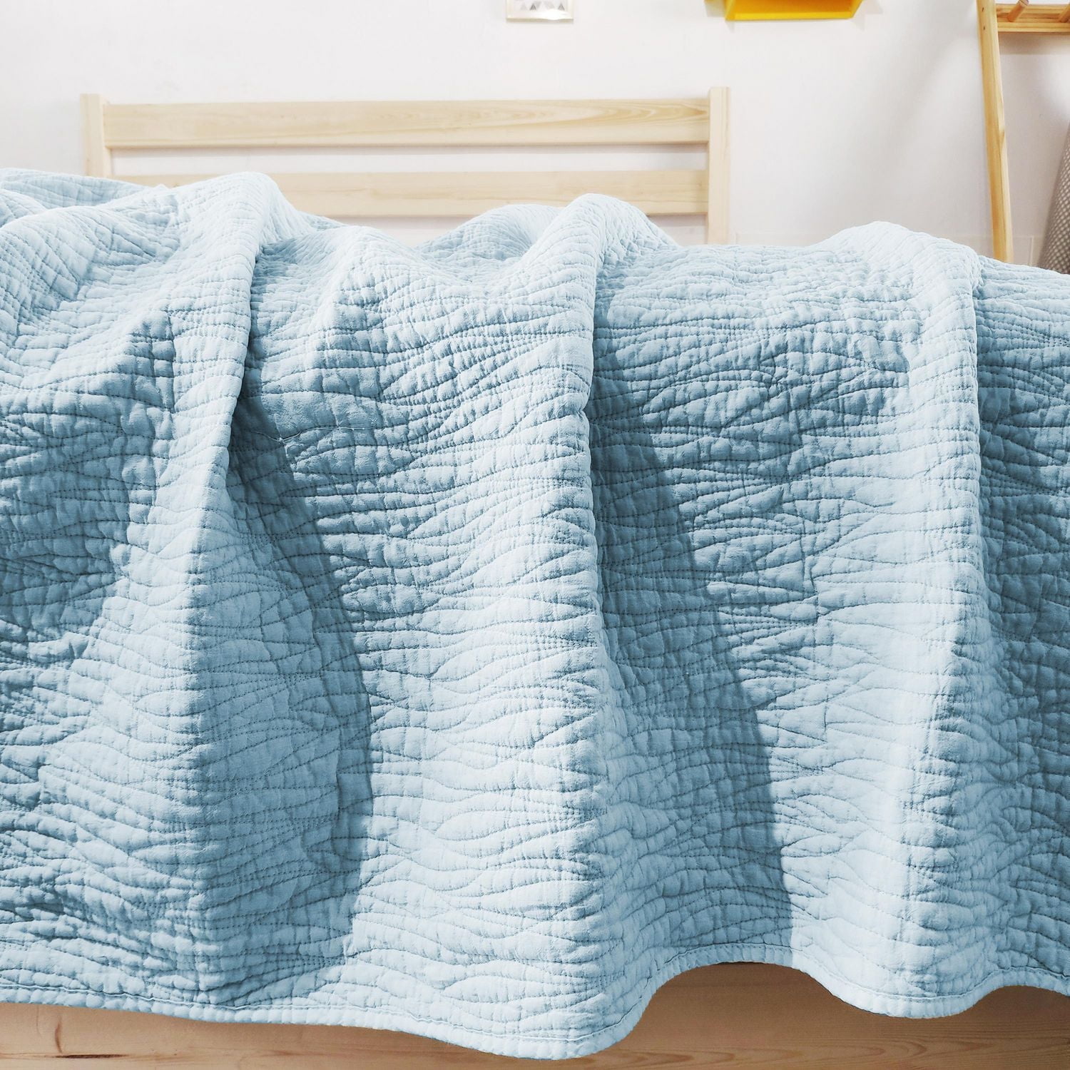 Gouchee Home Carson Quilt Set