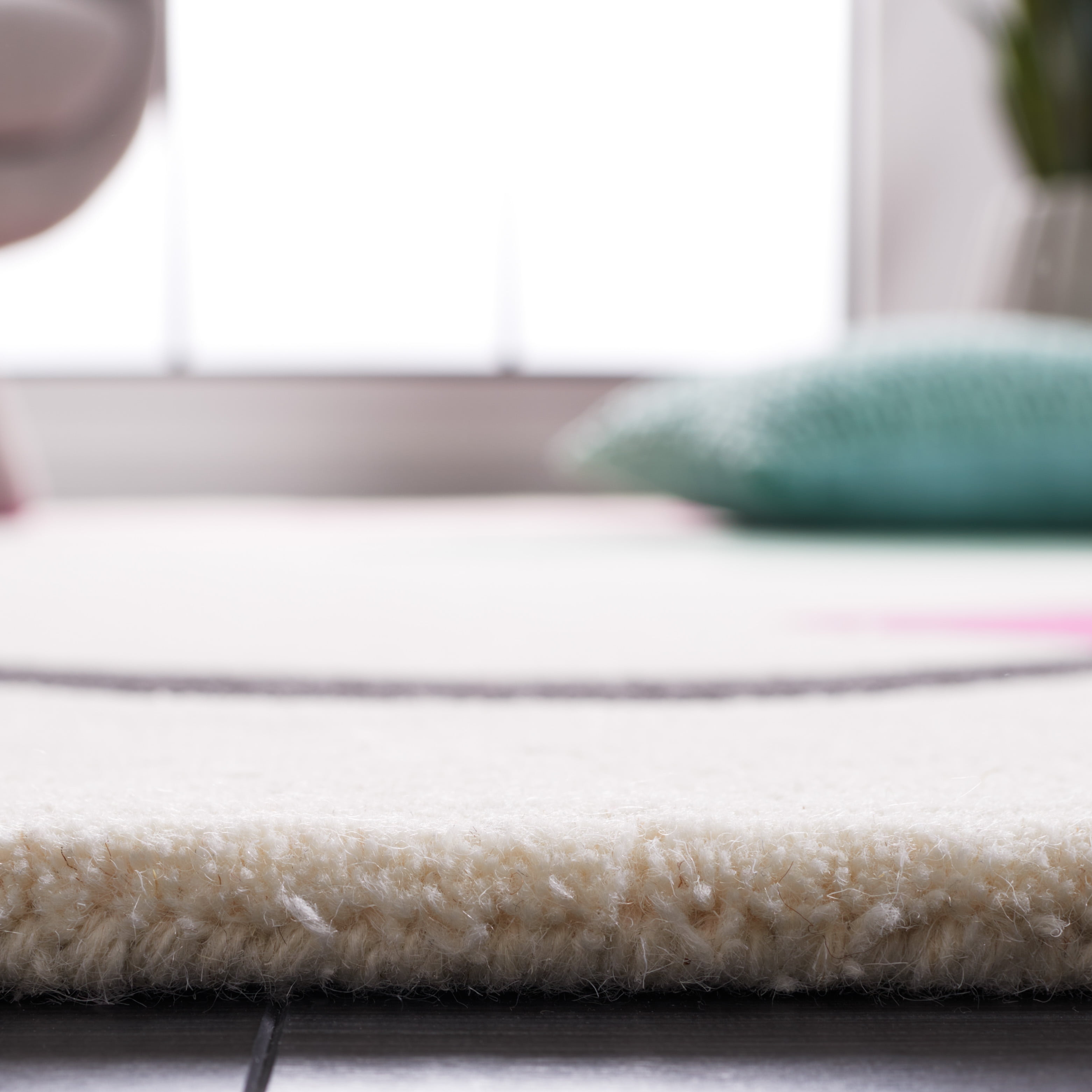 SAFAVIEH Fifth Avenue Deion Abstract Area Rug, Ivory/Pink, 8' x 10'