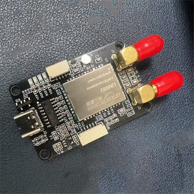 UM982 Development Board High- Dual-RTK GNSS Navigation Board GPS RTK Full Frequency Positioning