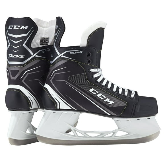 CCM 9040 Skates