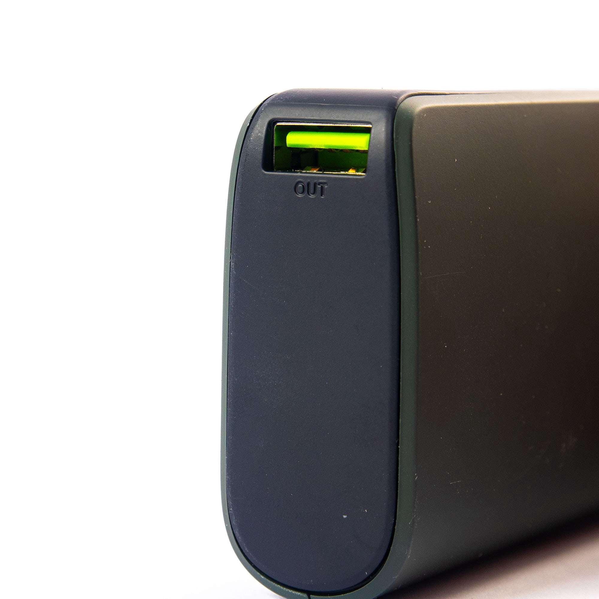Radioshack Standard Power Bank 2309278 (20,000MAH, Type-C, 3A, USB QC3, Black)